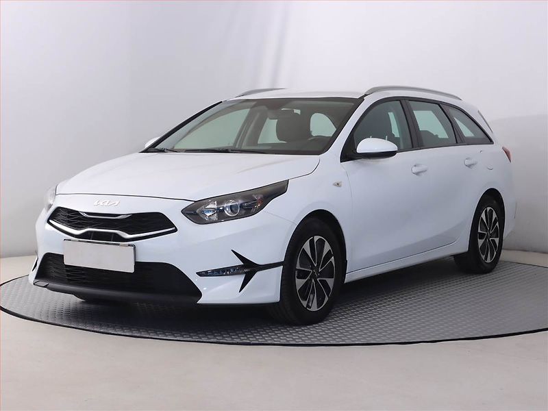 Kia Ceed (2024) Spin 1.5 T-GDI - fotka 2 z 23