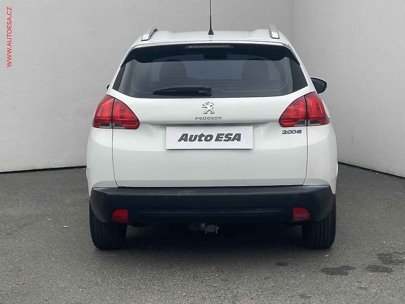 Peugeot 2008 (2014) 1.6 VTi, 2.maj,ČR, Active - fotka 5 z 19
