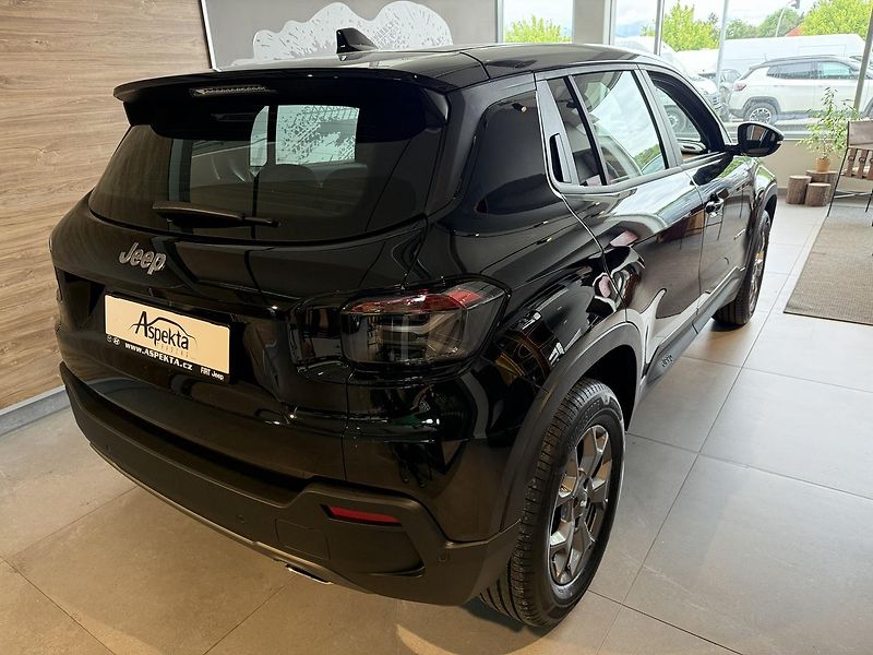 Jeep Avenger (2026) Longitude 1.2 Turbo 100 MT6 - fotka 3 z 4