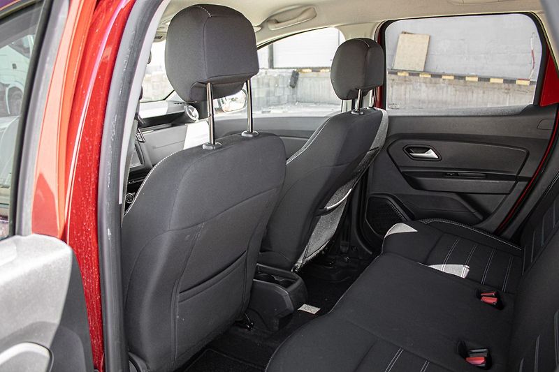 Dacia Duster - fotka 26 z 30