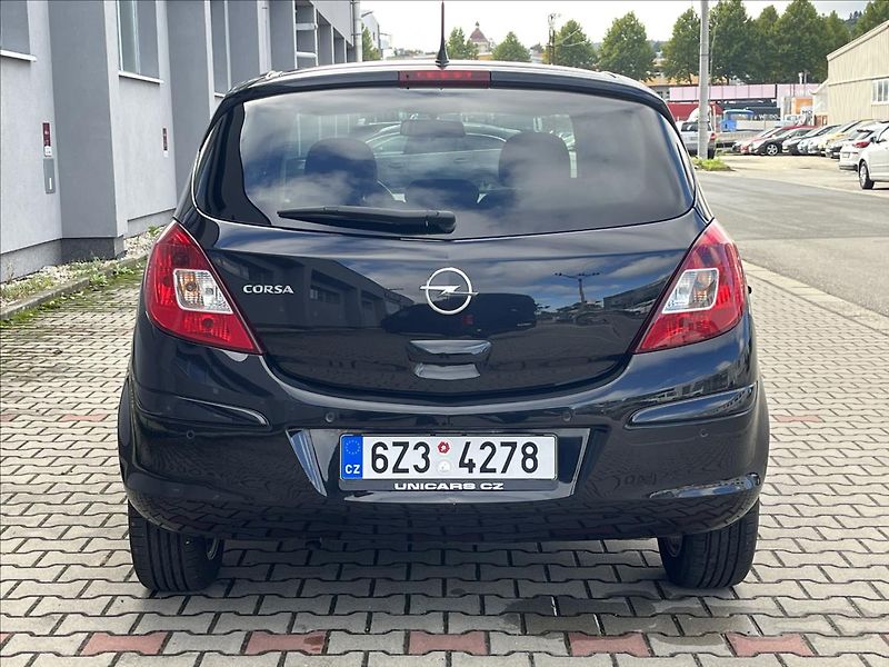 Opel Corsa 1,2 16V  Edition 111 AT - fotka 4 z 30