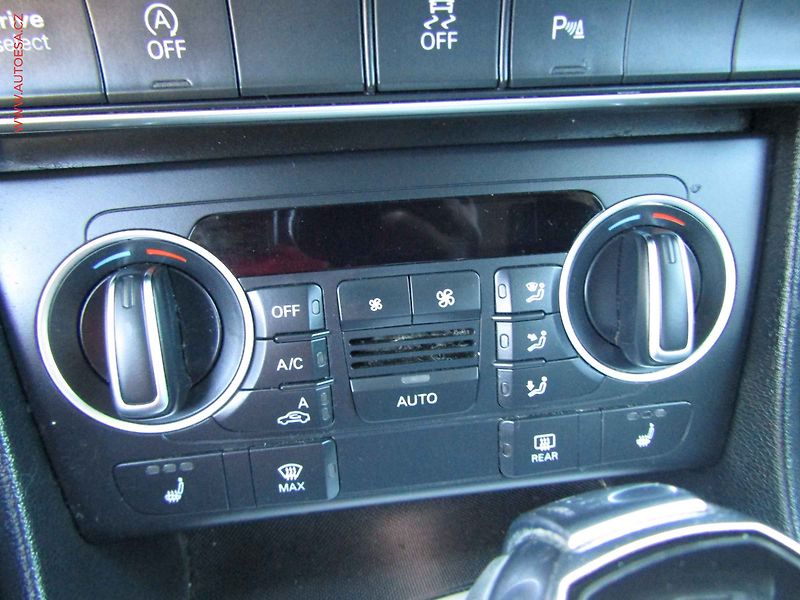 Audi Q3 (2015) 1.4TFSi, AT, kamera - fotka 15 z 20