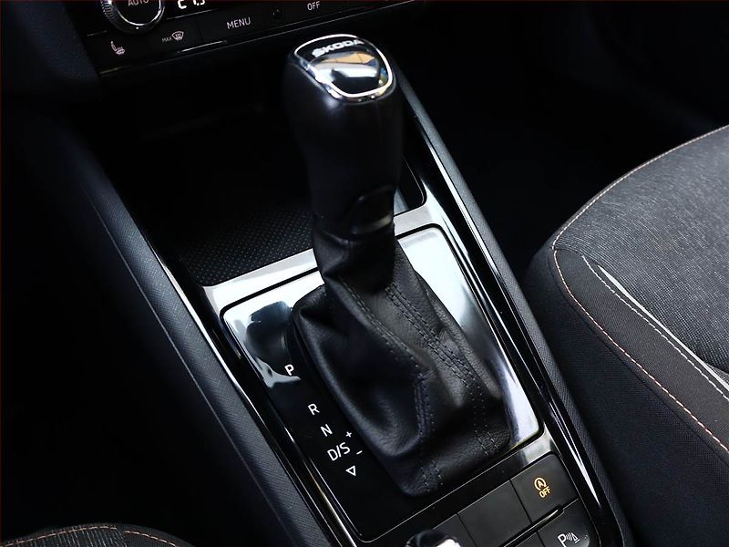 Škoda Scala (2019) 1.6 TDI, Automat, Tempomat - fotka 11 z 19