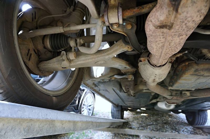 Subaru Outback (2004) 3,0R  H6 180 kW - fotka 45 z 52