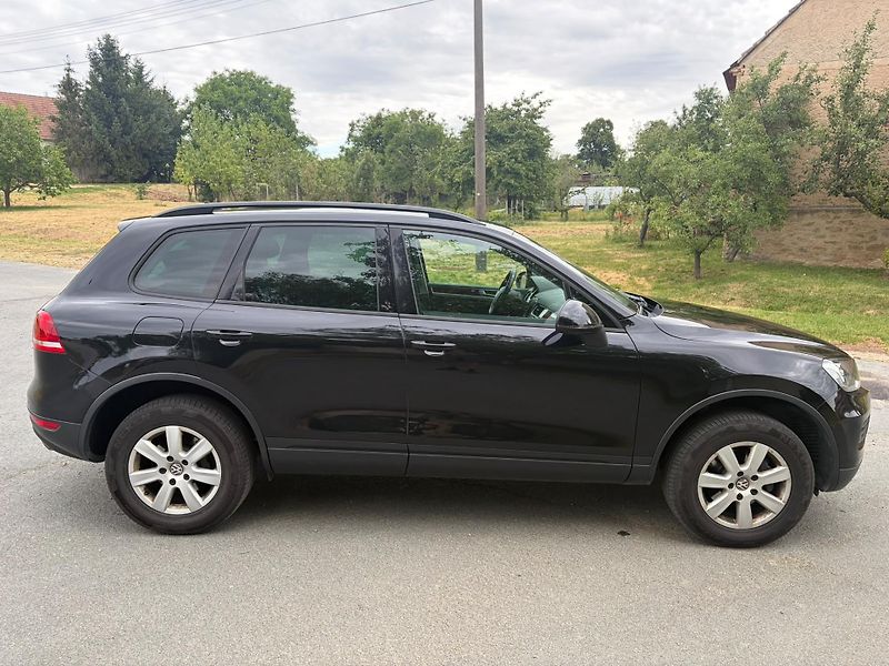 Volkswagen Touareg (2013) 3.0TDI180kW/4x4/VZDUCH/WEBASTO - fotka 4 z 35