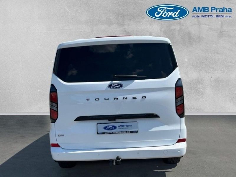 Ford Tourneo Custom 2.0D,125kW,1.MAJ,CZ,DPH,SERVIS - fotka 5 z 15