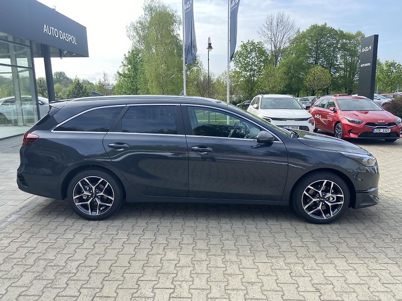 Kia Ceed SW (2025) 7DCT TOP+Busines