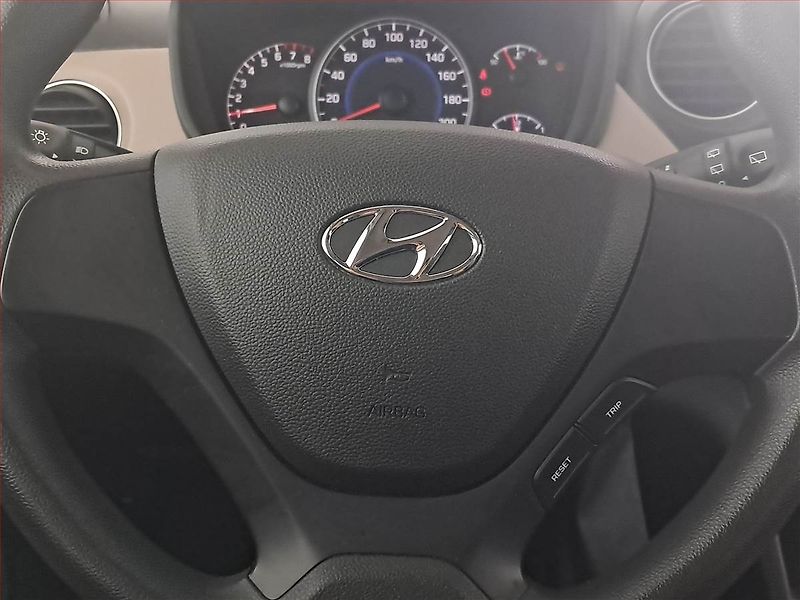 Hyundai i10 (2015) Classic 1.0, ČR,1.maj - fotka 15 z 22