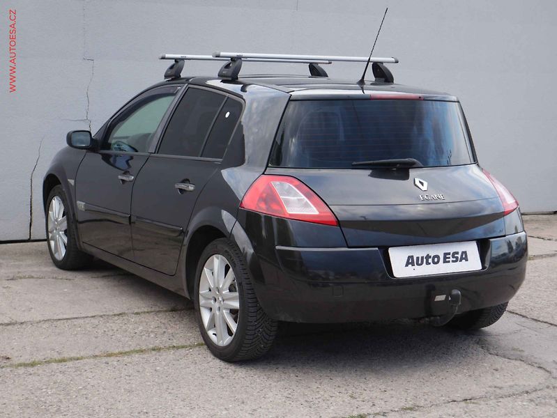 Renault Mégane (2003) 1.6 i, Panorama - fotka 4 z 16