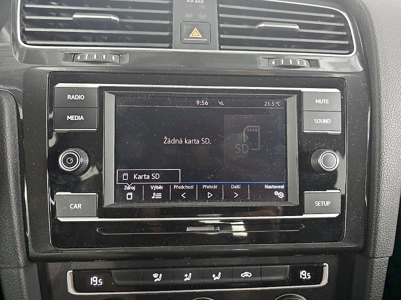 Volkswagen Golf (2018) 1.0TSI 81kW 6MT - fotka 19 z 28