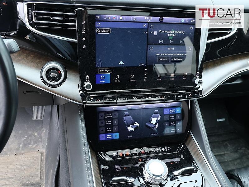 Jeep Grand Wagoneer (2022) 6.4 V8 SERIES III  - fotka 20 z 45