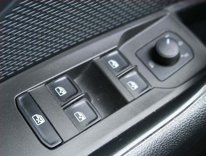 Škoda Octavia (2022) Ambition 2.0 TDI, ČR,1.maj - fotka 15 z 22