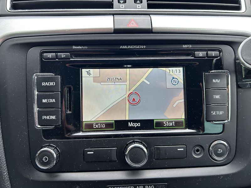 Škoda Superb (2012) 2.0 TDi 103 KW  - fotka 22 z 28