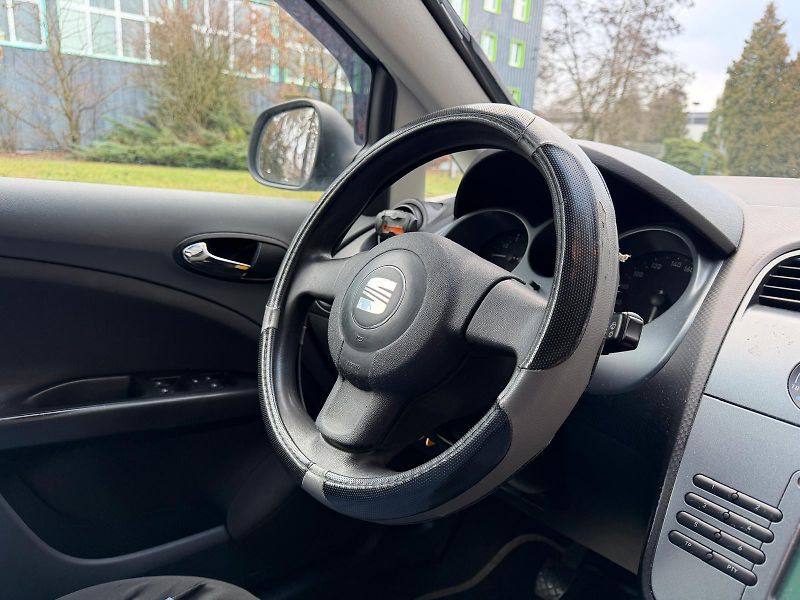 Seat Altea XL  1,6 MPI  / servis.k./ - fotka 20 z 23