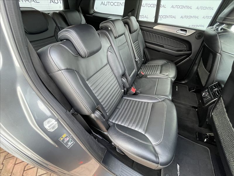 Mercedes-Benz GLS 350D,4MATIC,190kW,7 míst,DPH - fotka 28 z 33