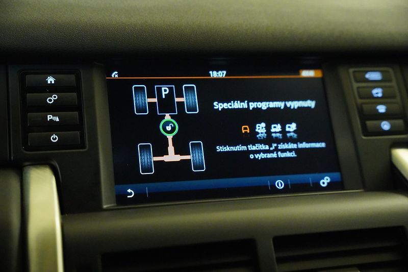 Land Rover Discovery Sport - fotka 23 z 33