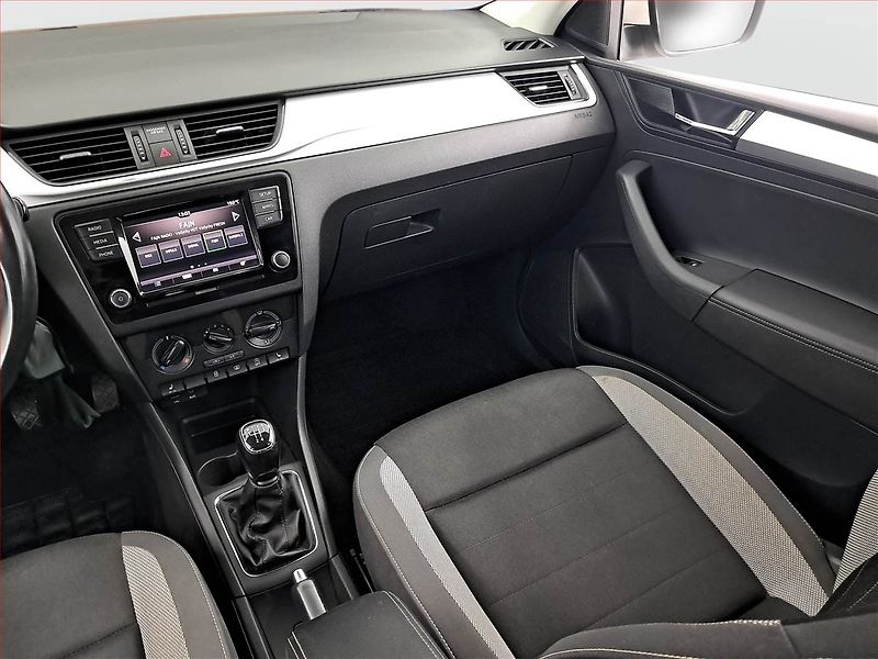Škoda Rapid (2018) 1.4 TDI, Tempomat - fotka 8 z 15