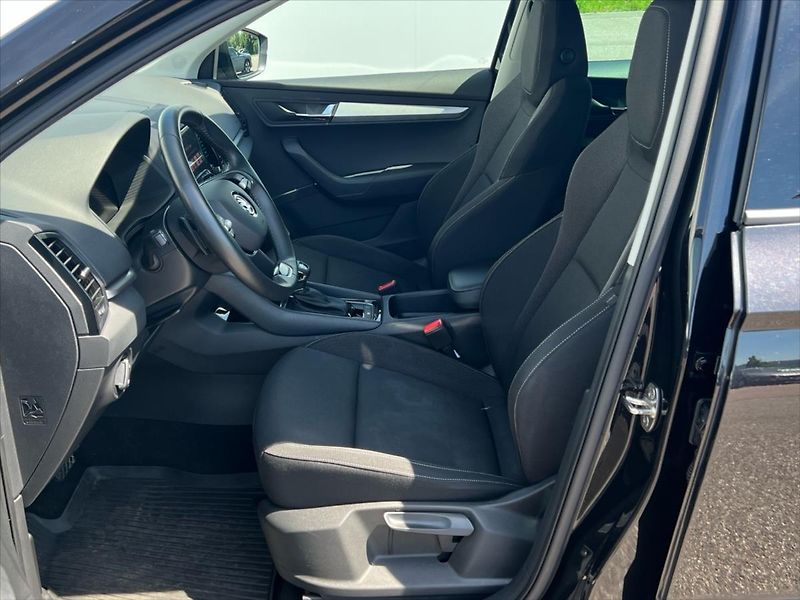 Škoda Karoq 1,5 TSi 110kW 7DSG SELECTION - fotka 11 z 24