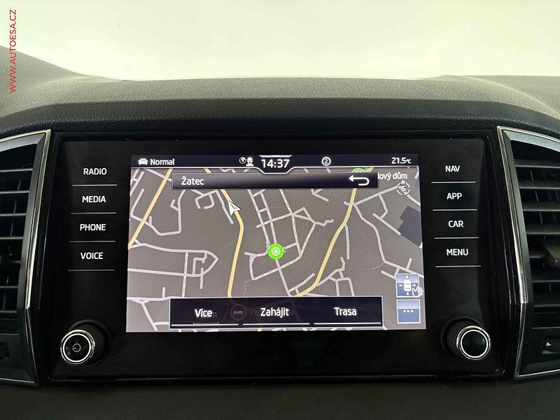 Škoda Karoq (2022) 1.5 TSi, 1.maj,ČR, Style - fotka 11 z 17