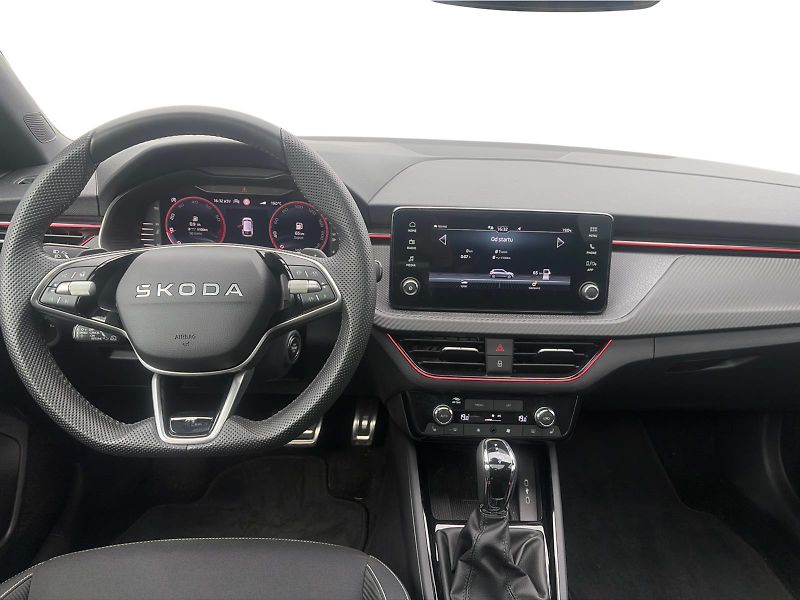 Škoda Scala 1.5TSi Monte Carlo - fotka 6 z 22
