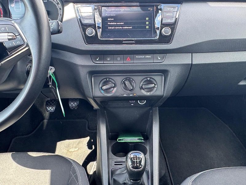 Škoda Fabia (2022) AMBITION 1.0TSI 70kW CZ DPH - fotka 10 z 11