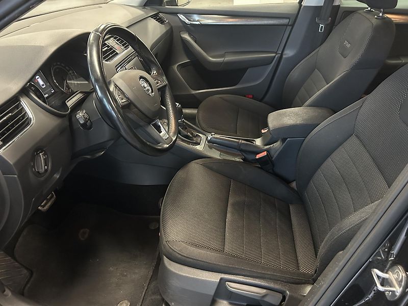 Škoda Octavia (2016) 2.0TDi SCOUT 4x4 DSG Bixe NAVI - fotka 5 z 34