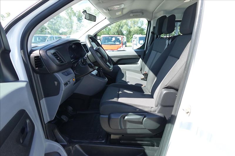 Citroën Jumpy 2,0 HDi  L2H1 6MÍST KLIMA SERV - fotka 23 z 39