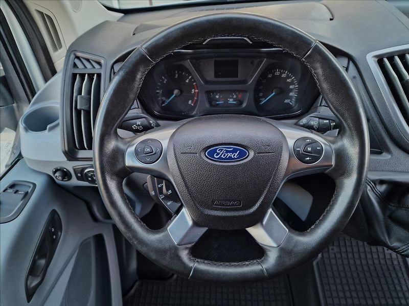 Ford Transit 2.0TDCi 77kW 350 TREND L2 - fotka 22 z 44