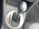 Volkswagen Beetle (2014) 1,2 TSI (77kW) Aut. BA - náhled 22