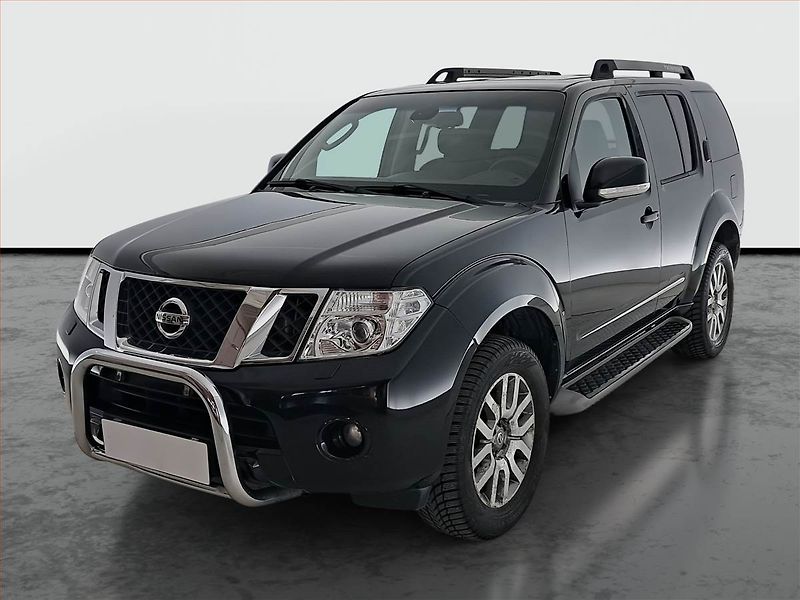 Nissan Pathfinder (2011) 2.5 dCi, 4X4, Automat, 7 míst - fotka 2 z 27