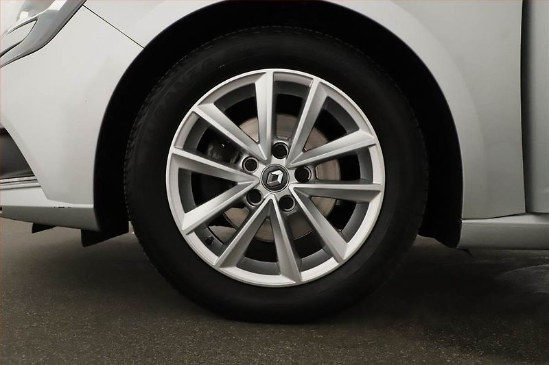 Renault Mégane (2017) 1.5 dCi, Tempomat - fotka 12 z 15