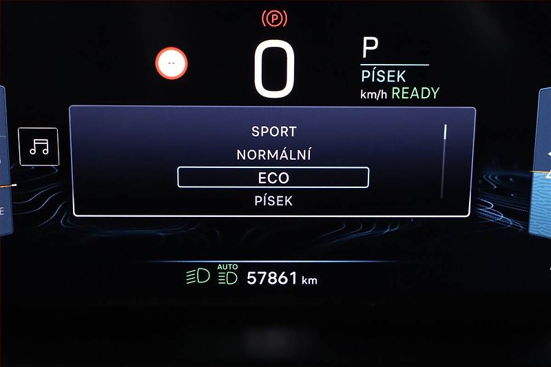 Jeep Avenger (2023) 54 kWh, SoH 94% - fotka 15 z 20