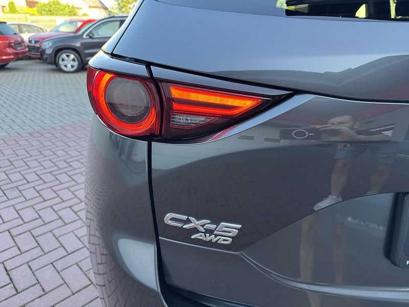 Mazda CX-5 (2018) 2.0 G-165 AWD LED Bose Kamera - fotka 45 z 50