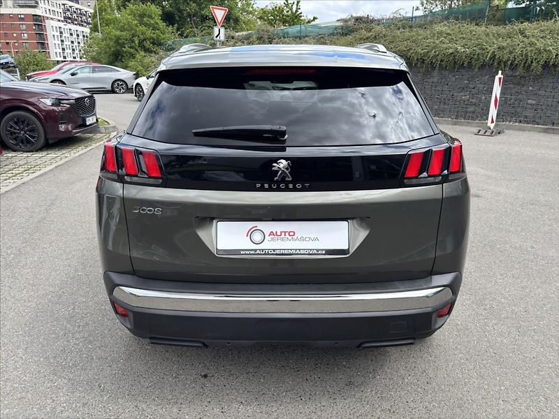 Peugeot 3008 1,2 PT AT 1.ČR PLNÝ SERVIS - fotka 4 z 37