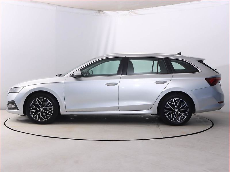 Škoda Octavia (2020) Style 2.0 TDI, Serv.kniha - fotka 3 z 24
