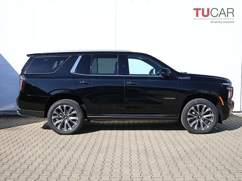 Chevrolet Tahoe High Country 6,2 V8 - fotka 4 z 48