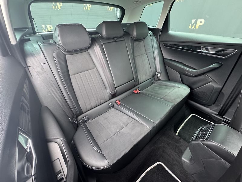 Škoda Karoq (2019) 1.5TSi DSG Style Virtual RZV - fotka 19 z 52