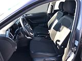 Volkswagen Taigo 1.0 TSi STYLE - náhled 11