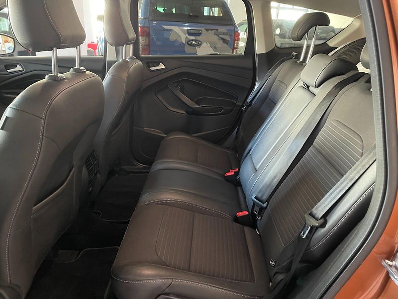 Ford Kuga (2018) Titanium 1,5 EcoBoost 110kW - fotka 21 z 30