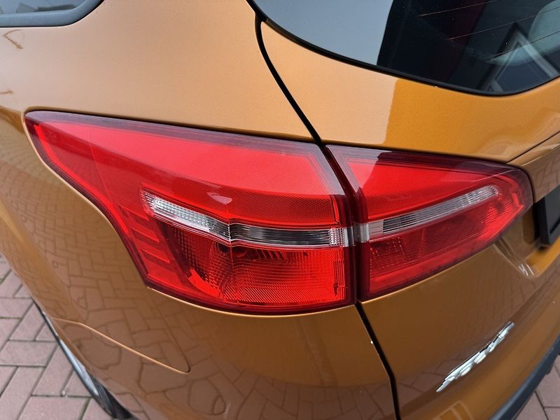 Ford Focus (2018) 1.6Ti-VCT Digi Klima Tempomat - fotka 40 z 46