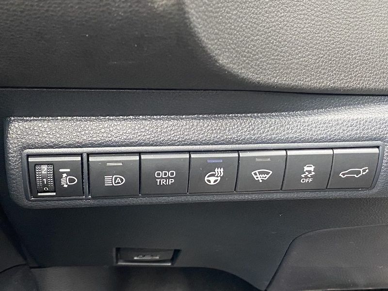 Toyota Corolla 1.8HEV, ČR-1m, Style, DPH - fotka 14 z 15