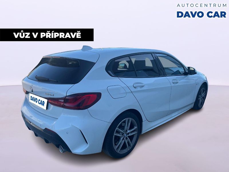 BMW Řada 1 2,0 120da 140kW M-paket - fotka 5 z 12