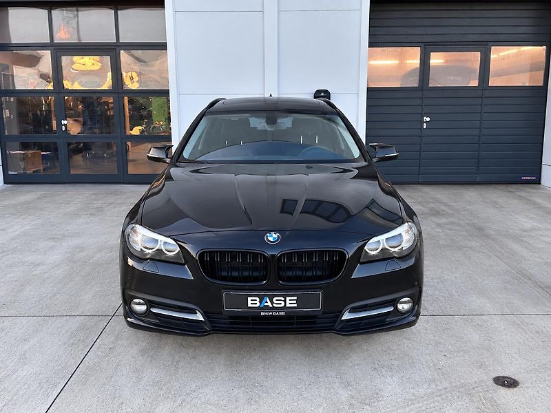 BMW Řada 5 520d Touring A/T - fotka 2 z 19