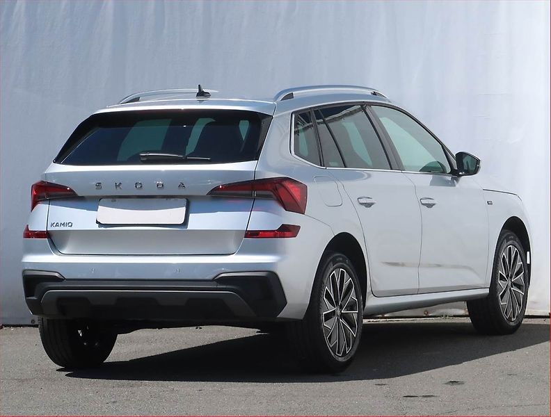 Škoda Kamiq (2025) 1.0 TSI, Drive - fotka 5 z 21
