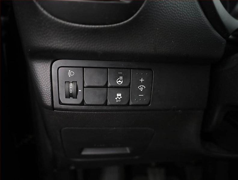 Kia Soul (2016) 1.6 CRDI, Tempomat - fotka 14 z 16