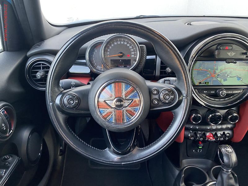 Mini Cooper S (2016) 2.0i, AT, LED - fotka 11 z 17