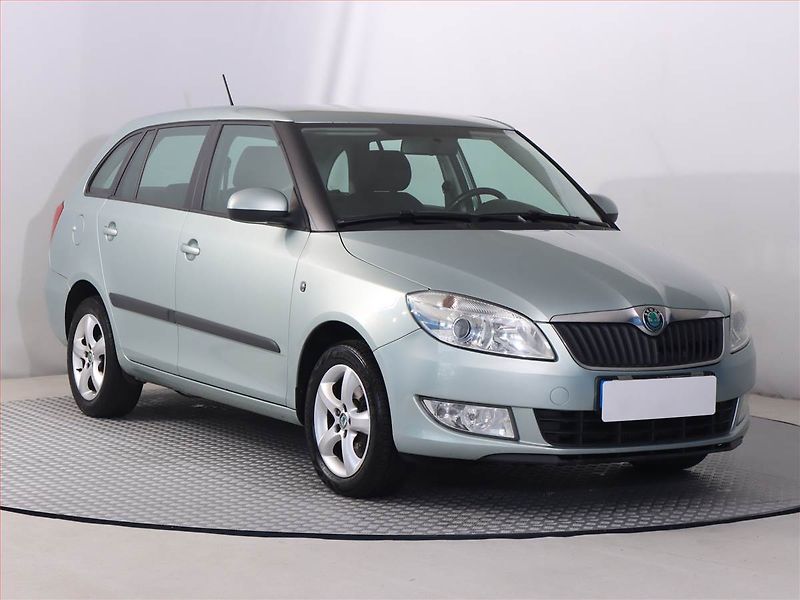Škoda Fabia (2012) 1.2 TSI, Automat, po STK - fotografie inzerátu
