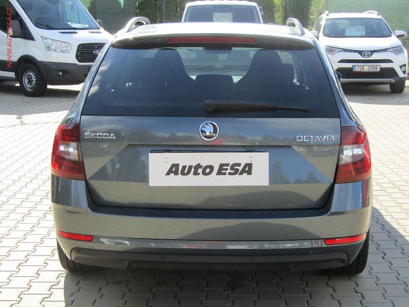 Škoda Octavia (2019) 1.6TDi, Style, DSG - fotka 5 z 17