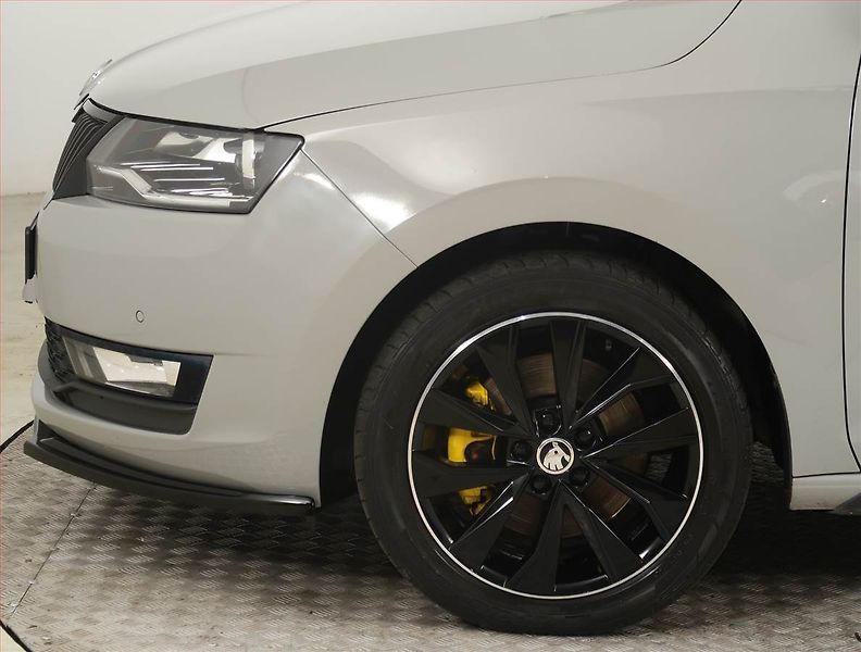 Škoda Rapid (2019) Monte Carlo 1.0 TSI, Automat - fotka 15 z 21