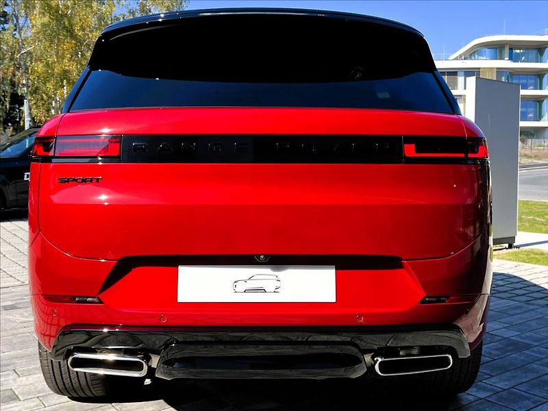 Land Rover Range Rover Sport (2026) 3,0 P460e DYNAMIC SE PHEV - fotka 5 z 38